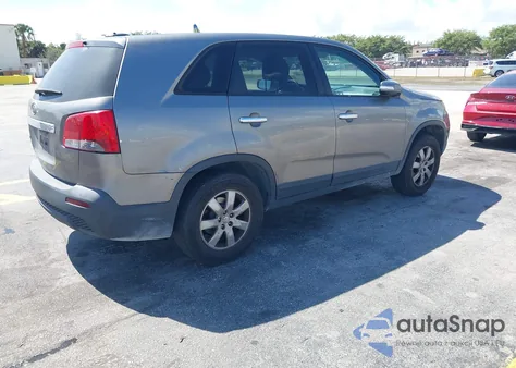 2011 Kia Sorento Lx z USA, uszkodzony, nr VIN 5XYKT3A1XBG139154